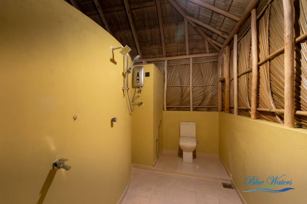 Blue Waters Hotel Arugam Bay Bagian luar foto