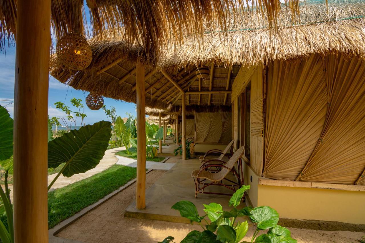 Blue Waters Hotel Arugam Bay Bagian luar foto